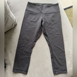 Lululemon 21” Capri Leggings